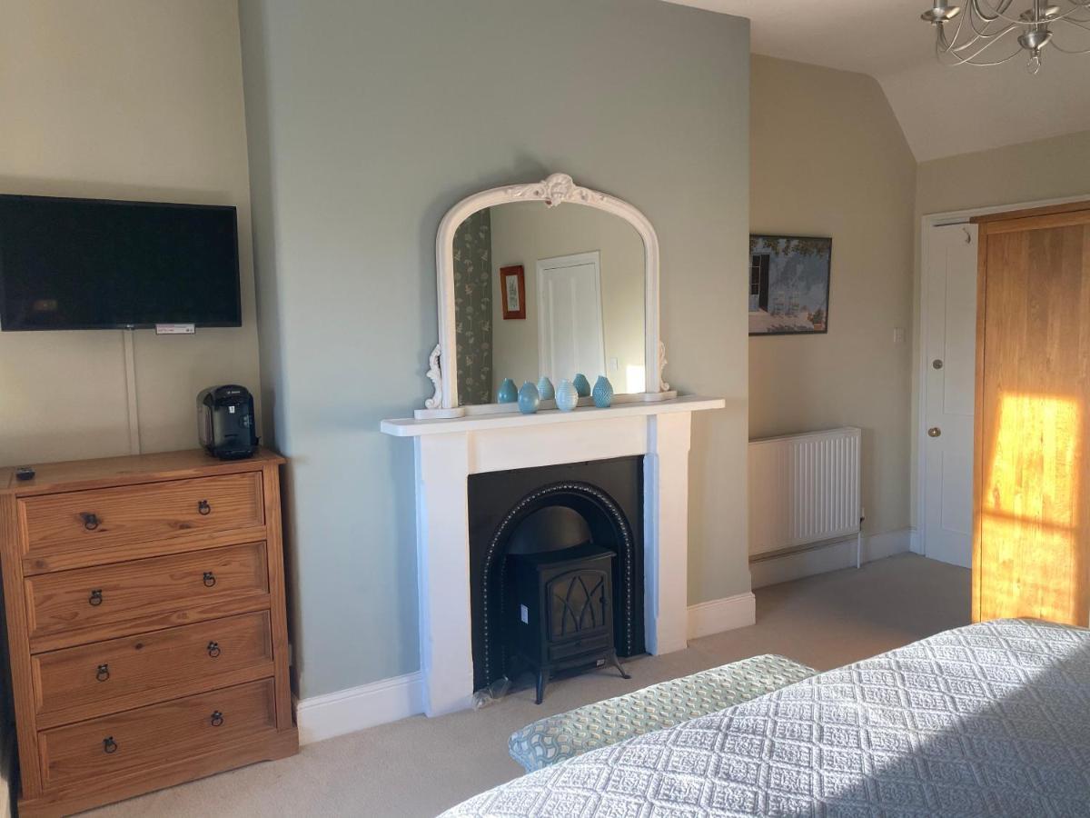 Burleigh House B And B Bed and Breakfast Tenbury Wells Esterno foto
