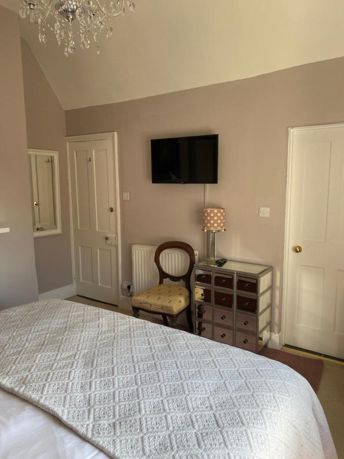 Burleigh House B And B Bed and Breakfast Tenbury Wells Esterno foto